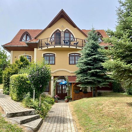 Katalin App. Zalagyöngye Apartman Zalakaros Kültér fotó