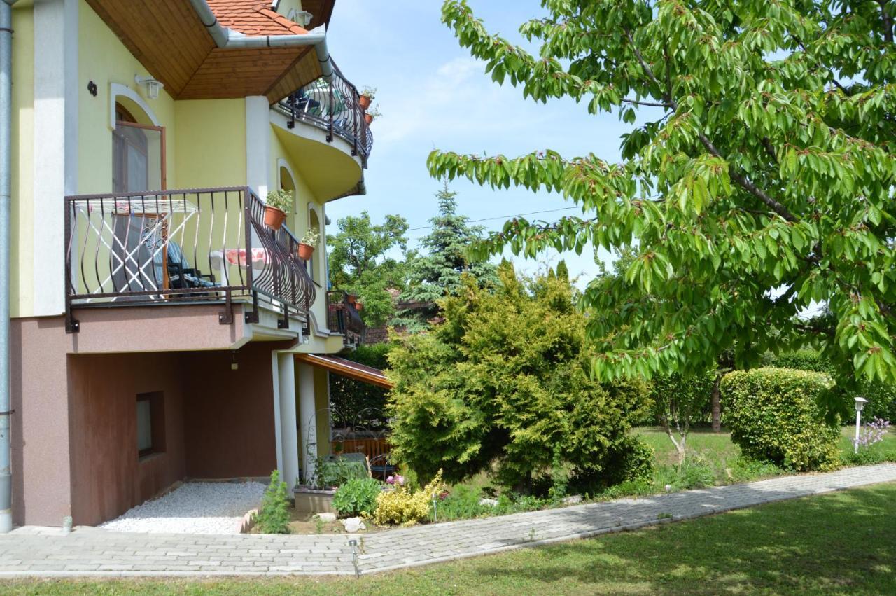 Katalin App. Zalagyöngye Apartman Zalakaros Kültér fotó